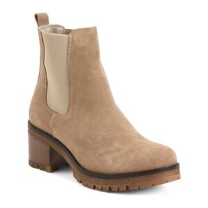 AVELLINI | Suede Leather Chunky Lug Sole Chelsea Boots in Tan | Sz 9